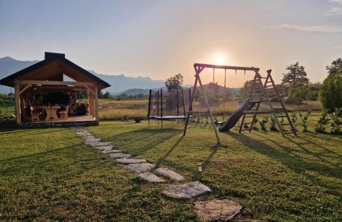 Jasenice Ski Chalet | Planinska kuća za odmor Aneva