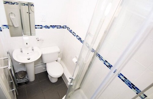 Capel-Curig Hotel | Plas y Brenin