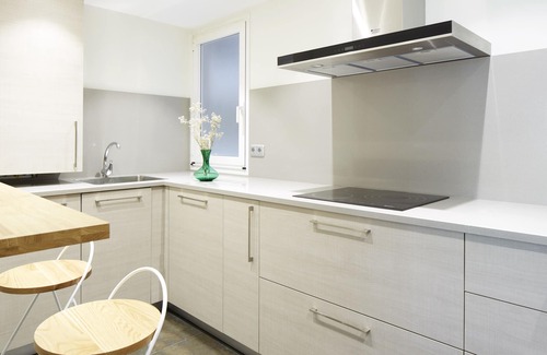 Antiguo Apartment | Playa de Ondarreta 2 by FeelFree Rentals