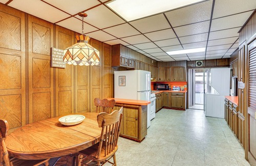 Mount Carmel House | Playroom & Fenced Yard: Mt Carmel Family Home!