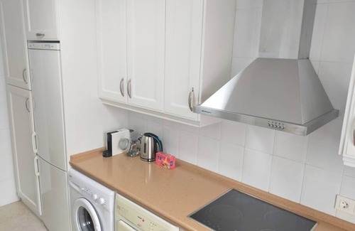 Huerta de la Salud Apartment | Plaza de España Dreams