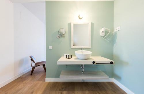 Moncloa - Arguelles Apartment | Plaza de España Skyline