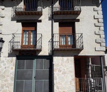 Rascafria Apartment | PLAZA DE LA VILLA 24