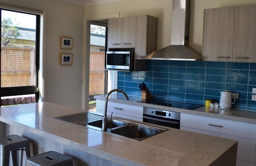 Aireys Inlet House | Pleasant Banks - On the banks of the river