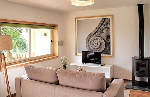 Alpedrinha House | Pleasant holiday home in Alpedrinha with private terrace