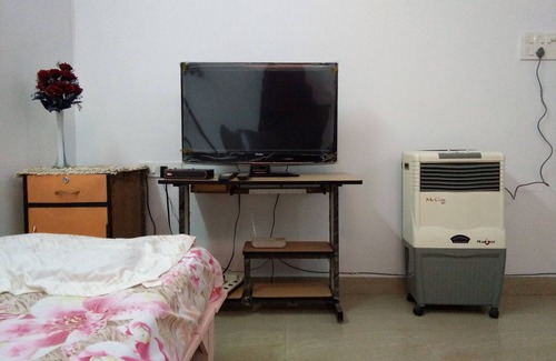 West Saidapet Bed & Breakfast | Pleasant Stay accomodation