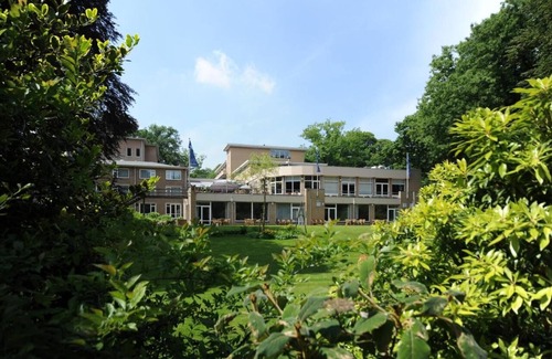 Berg en Dal Apartment | Pleasant Stay! Indoor Pool, Sauna Access, Close to Africa Museum!