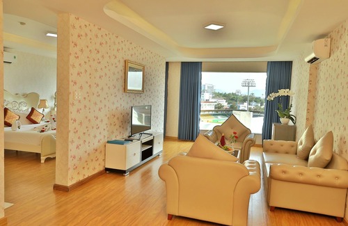 Pleiku House | Pleiku & Em Hotel by Gia Lai Tourist