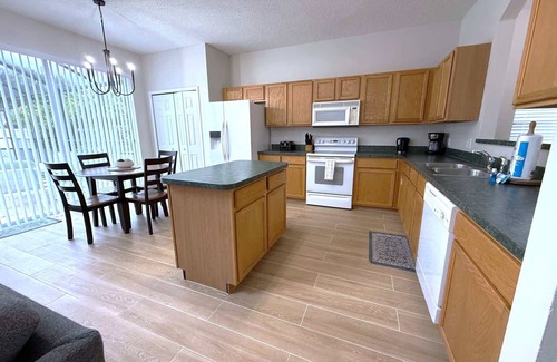 Haines City House | Plenty of Sunshine, Southern Dunes Pool Home