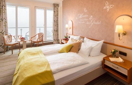 Waldeck Hotel | PlusNaturHotel direkt am Ederseeufer Waldhotel Wiesemann und Ferienapartments