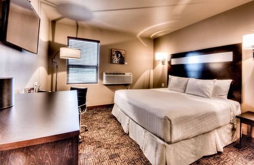 Grande Prairie Hotel | Podollan Inn & Spa Grande Prairie