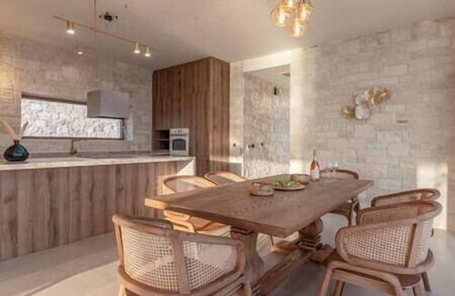 Ierapetra House | Poemo villa-Aretousa,Elegance by the Sea