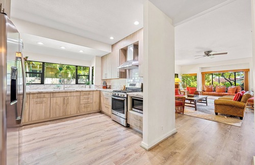 Poipu House | Poipu Prime Location near Hyatt - Well-Appointed Home with Hot Tub in Courtyard