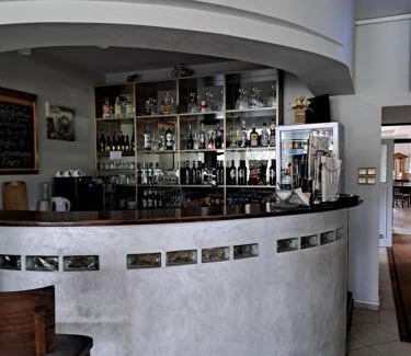 Tomaszow Mazowiecki Apartment | Pokoj dwuosobowy z łazienka osobne łózka