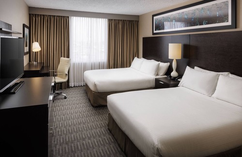 Grande Prairie Hotel | Pomeroy Hotel & Conference Centre Grande Prairie