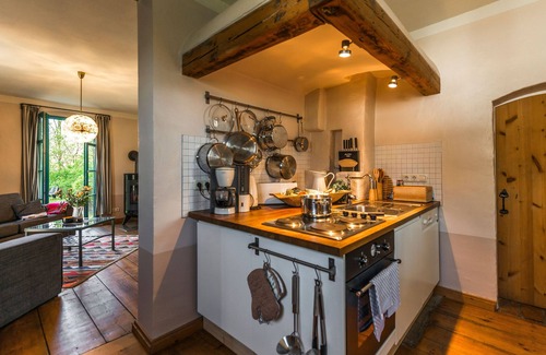 Ahlbeck House | Pommernhaus Charming Josephinenhof Sauna Fireplace Boat - in the nature park