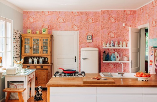 Luckow House | Pommernhaus Forsthaus Rieth on the lake, sauna, fireplace, rowing boat - large fenced-in area