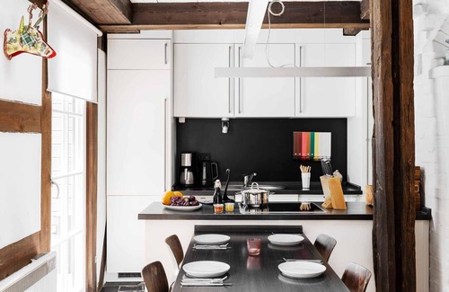 Ahlbeck House | Pommernhaus Vorsee am Kiefernwald Kamin Boot - Thatched half-timbered house, fireplace