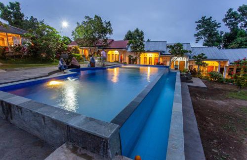 Bayan House | Pondok Guru Bakti Cottage