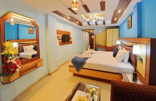 Stone House Area Hotel | Ponmari Residency