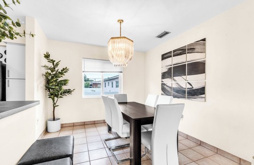 North Miami House | Pool, 4 Bed, 3 Bath, Patio, Parking.