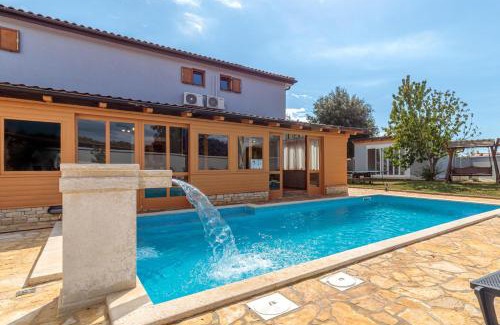 Barbariga House | Pool & Fun House Betiga 1 with Gym