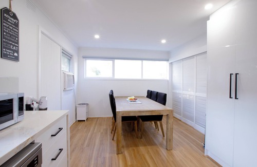 Boronia House | Pool, Games & fun - Family Retreat!