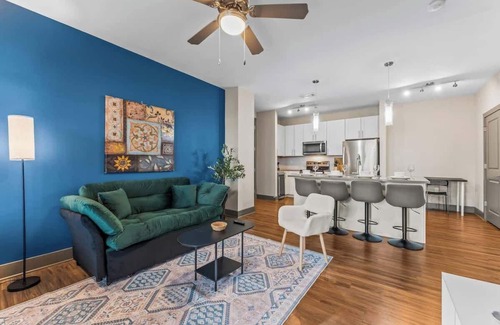 Florida Central Atlantic Coast Apartment | Pool, Gym, Near Parks | King Bed | Pet-Friendly