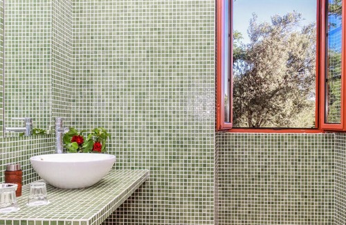 Loule Bed & Breakfast | Pool | Wi-Fi | fireplace | New to Vrbo