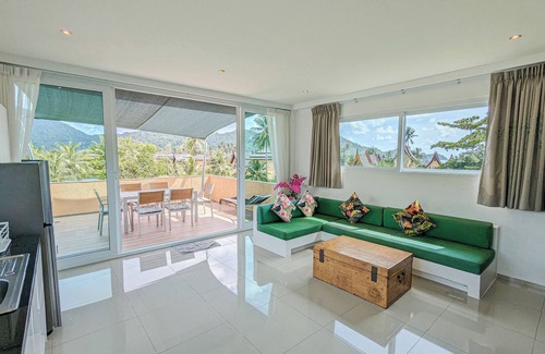 Klong Son Apartment | Poolside Apartments and Rooms