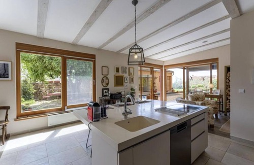 Mofardini House | Poolside Grand Retreat Villa