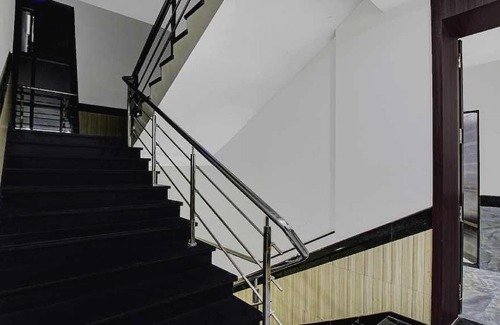 Nawada Hotel | POP 80792K Royal Hotel