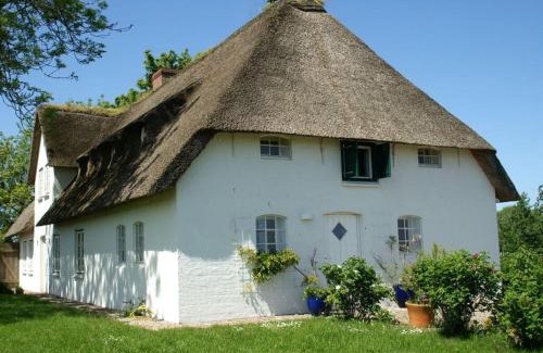 Poppenbull House | Poppenbüll thatched house