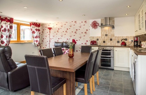 Bicton Cottage | Poppy Cottage: Holiday Cottage In Devon