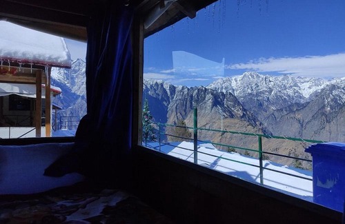 Auli Hotel | Poppy Resorts Auli