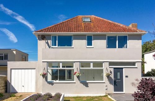 South Hayling House | Poppys By The Sea