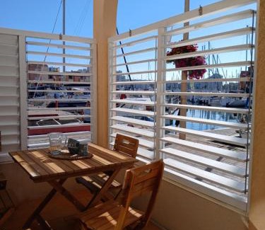 Carnon-Plage Apartment | Port et Plage