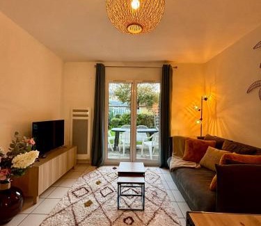 Port Guillaume Apartment | Port-Guillaume, résidence de vacances avec mer & piscine