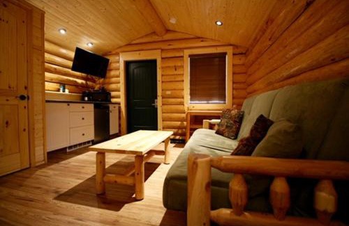 Port Hardy Hotel | Port Hardy Cabins
