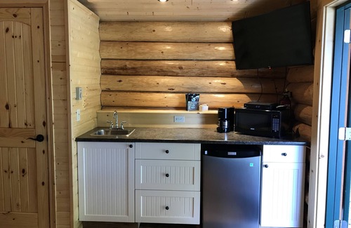 Port Hardy Cabin | Port Hardy RV Resort