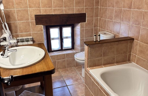 Orena Hotel | Posada Caborredondo