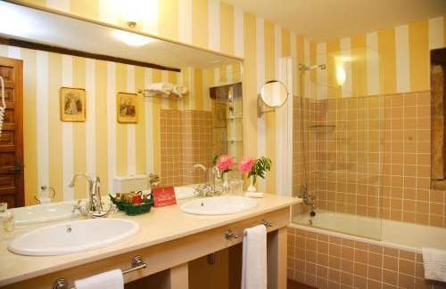 Hazas House | Posada La Torre de La Quintana