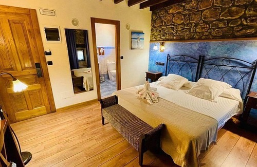 Cudon Hotel | POSADA LA VICTORIA