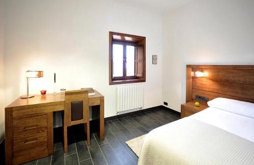 Santo Domingo de Silos Hotel | Posada Real Convento San Francisco