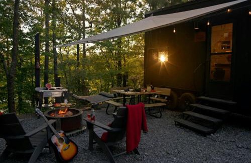 Suches Other | Postcard Cabins Chattahoochee, Outdoor Collection by Marriott Bonvoy