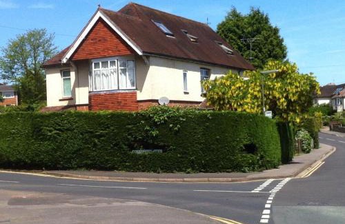 Chilworth Apartment | Pound Corner