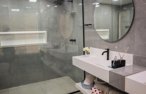 Ilha Grande Hotel | Pousada Gata Russa