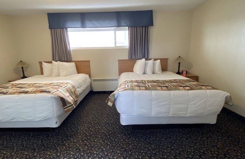 Dauphin Hotel | Prairie Mountain Inn