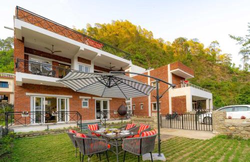 Kaul Villa | Prakriti with River View- Pet Friendly Retreat with Plunge Pool by StayVista