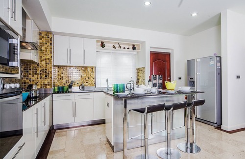 Jomtien Villa | Pratumnak Golden Angel Pool Villa